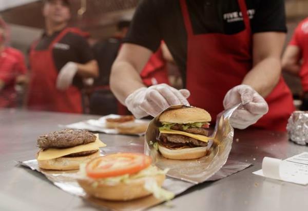 Five Guys insists that it o<em></em>nly uses fresh ingredients. Credits: Eduardo Parra/Getty Images