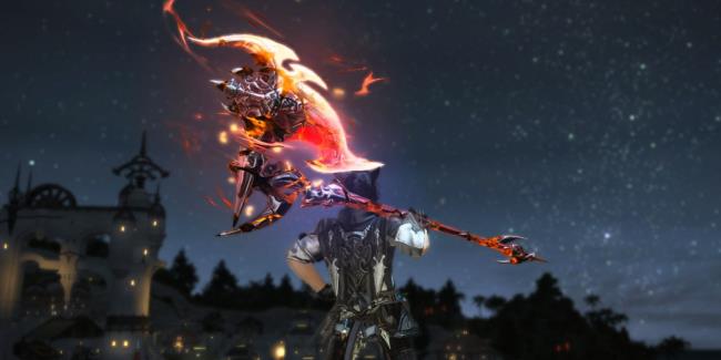 A Warrior wielding the Hyperco<em></em>nductive Uko<em></em>nvasara greataxe in Final Fantasy 14