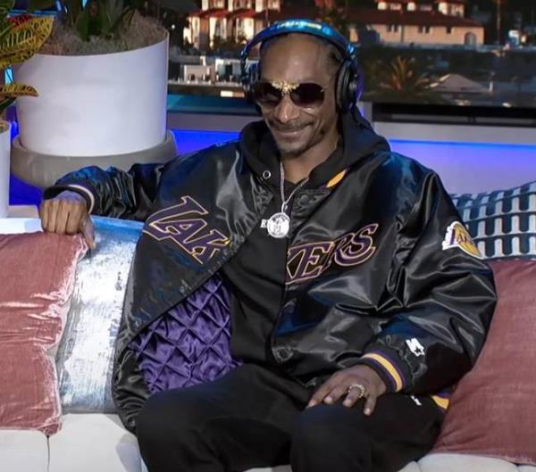 When Snoop speaks a<em></em>bout weed, you better listen. Well, maybe in the past. Credit: The Howard Stern Show